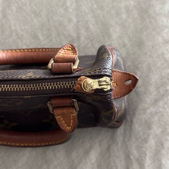 Louis Vuitton Vintage Monogram Mini Speedy Bag - Picture 7 of 7